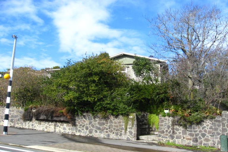 Photo of property in 132 Hackthorne Road, Cashmere, Christchurch, 8022