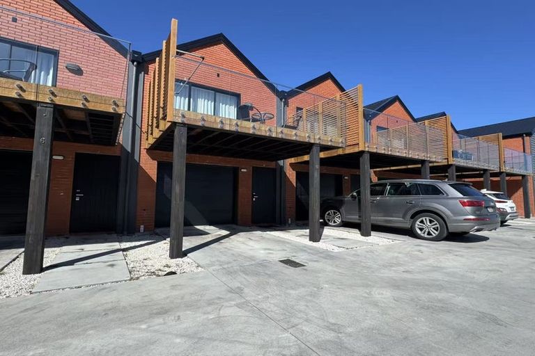 Photo of property in 6/43 Prisk Street, Melville, Hamilton, 3206