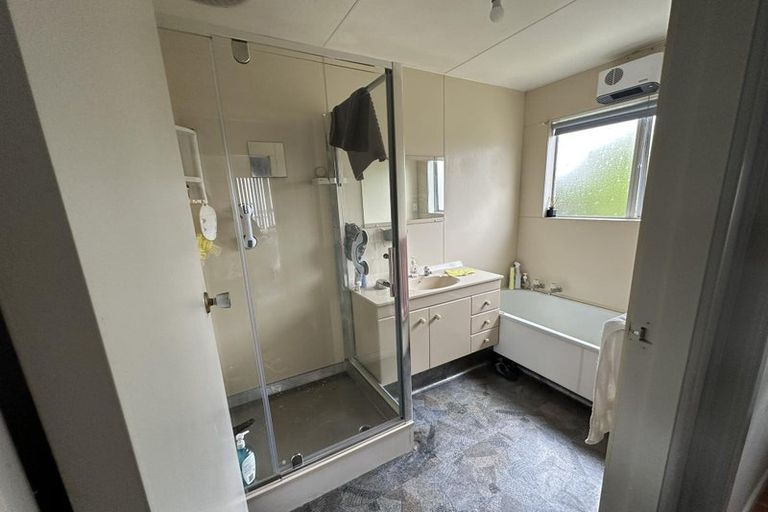 Photo of property in 47b Hardy Street, Waterloo, Lower Hutt, 5011