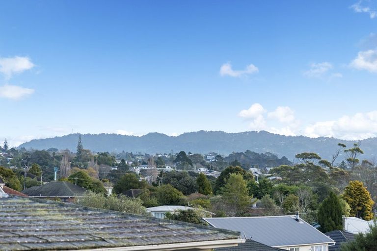 Photo of property in 7/108 West Coast Road, Glen Eden, Auckland, 0602