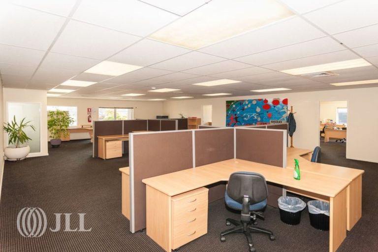 Photo of property in 48 Lismore Street, Merrilands, New Plymouth, 4312