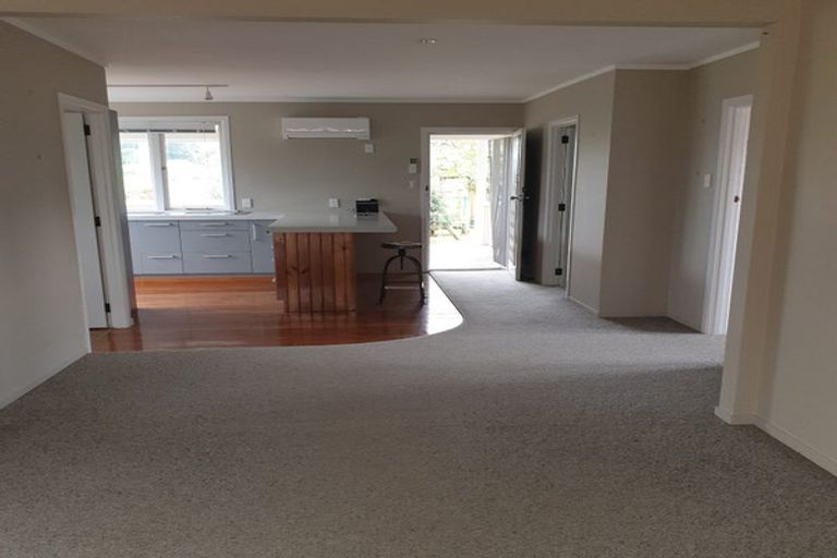 Photo of property in 26 Beach Road, Glenbrook, Waiuku, 2681