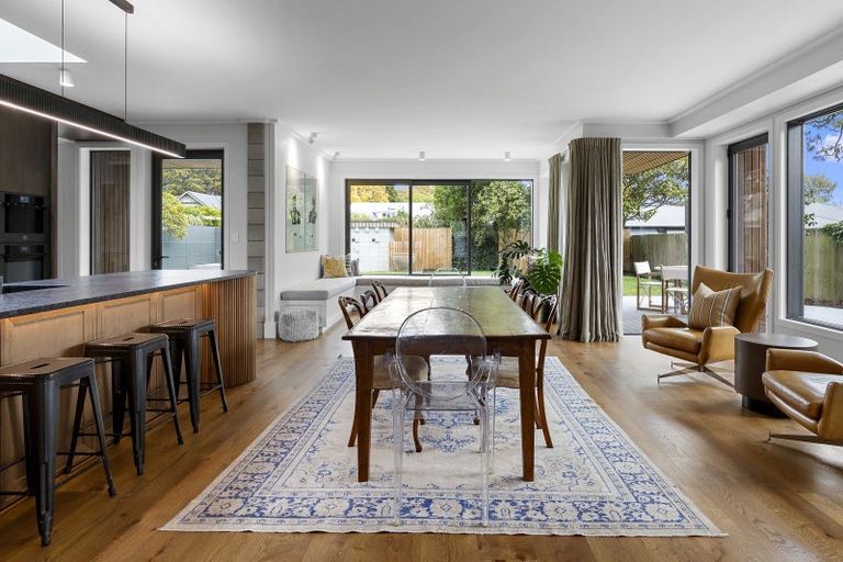 Photo of property in 5 Waiwetu Street, Fendalton, Christchurch, 8052