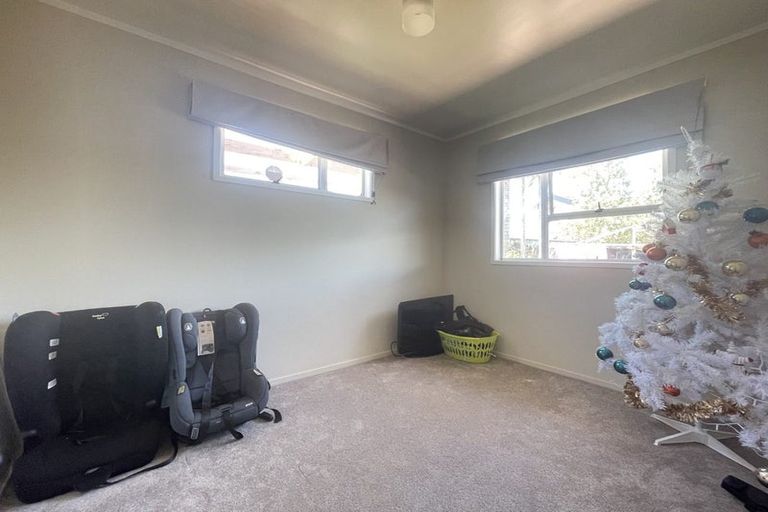 Photo of property in 50 Glynnbrooke Street, Te Atatu South, Auckland, 0610