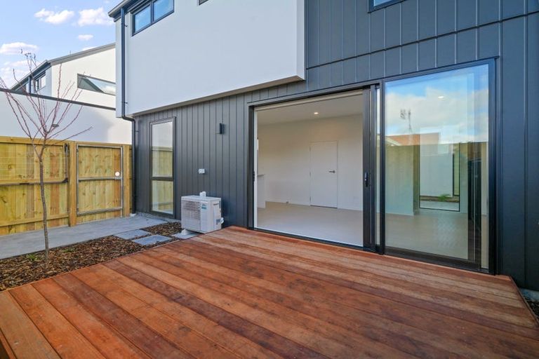Photo of property in 2/51 Laurence Street, Waltham, Christchurch, 8011