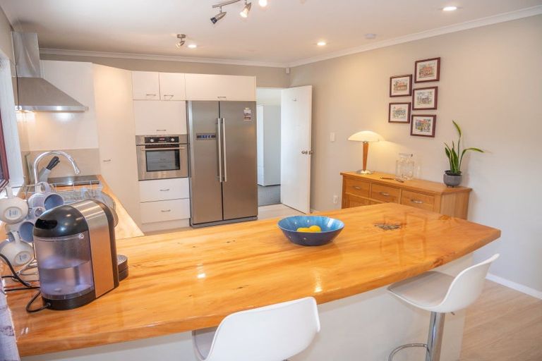 Photo of property in 59 Cable Bay Block Road, Cable Bay, 0420