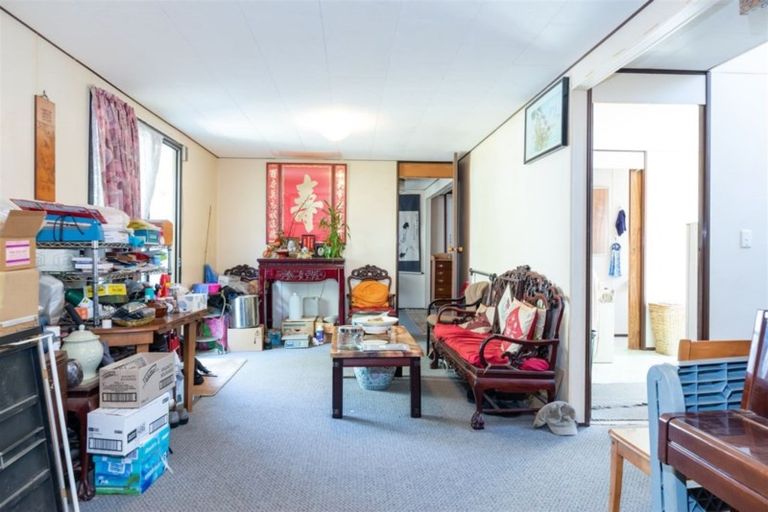 Photo of property in 300 State Highway 16, Kumeu, 0892