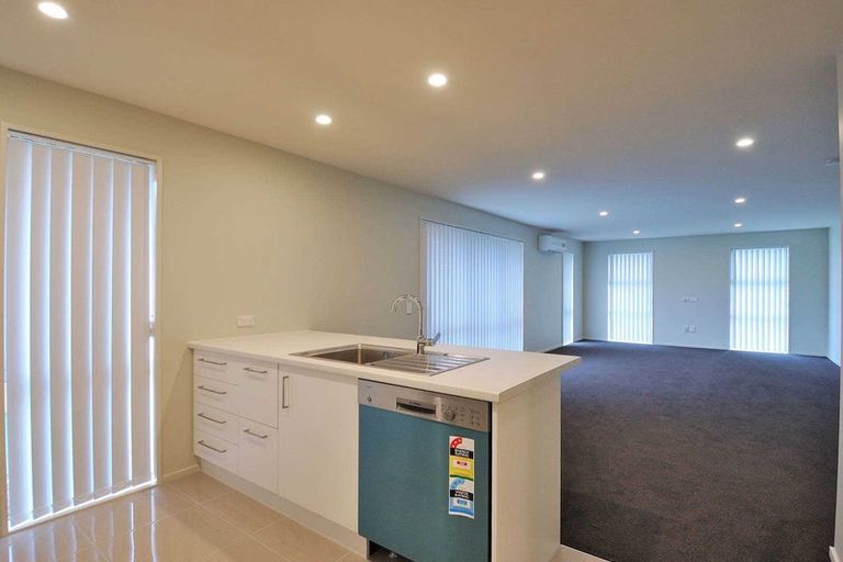 Photo of property in 75 Sutherland Drive, Kaiapoi, 7630