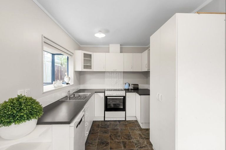 Photo of property in 12b Oropi Road, Greerton, Tauranga, 3112