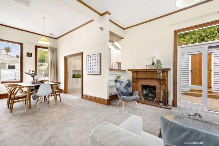 Photo of property in 60 Glenmore Street, Northland, Wellington, 6012