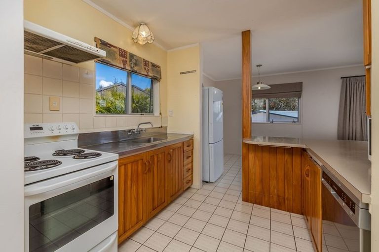 Photo of property in 10 Taumata Close, Paihia, 0200