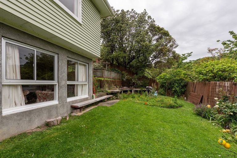 Photo of property in 44 Acheron Road, Paremata, Porirua, 5026