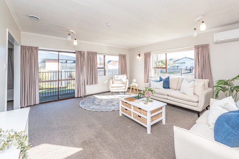 Photo of property in 3 Queen Street, Aramoho, Whanganui, 4500