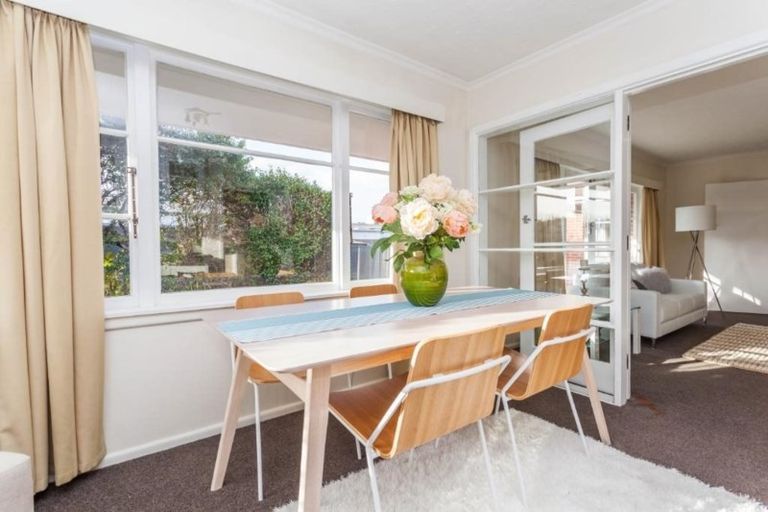 Photo of property in 7 Springbank Street, Bryndwr, Christchurch, 8053