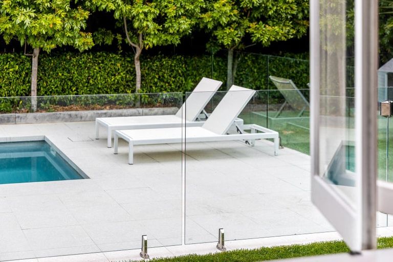 Photo of property in 16 Rossgrove Terrace, Mount Albert, Auckland, 1025