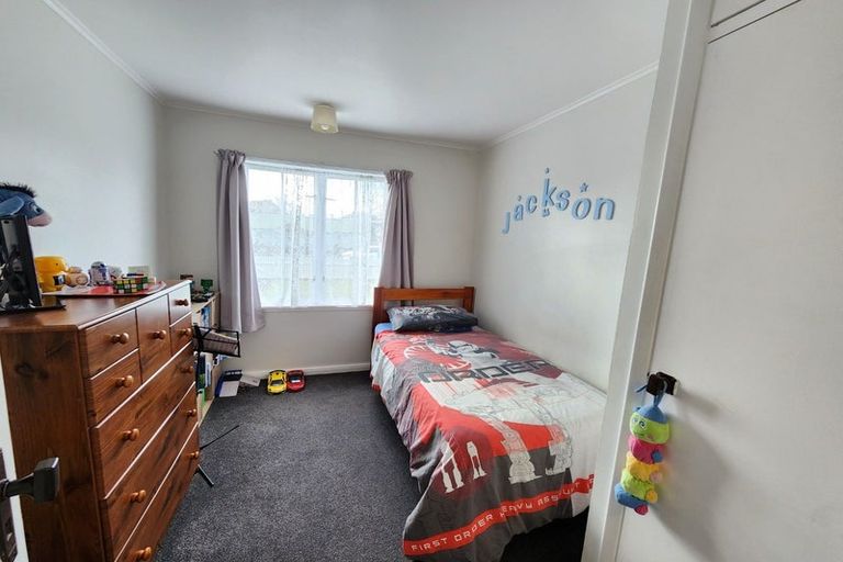 Photo of property in 13 Buchanan Road, Kingseat, Papakura, 2580