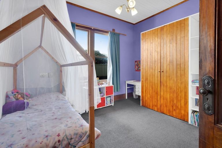 Photo of property in 54 Disraeli Street, Hawera, 4610