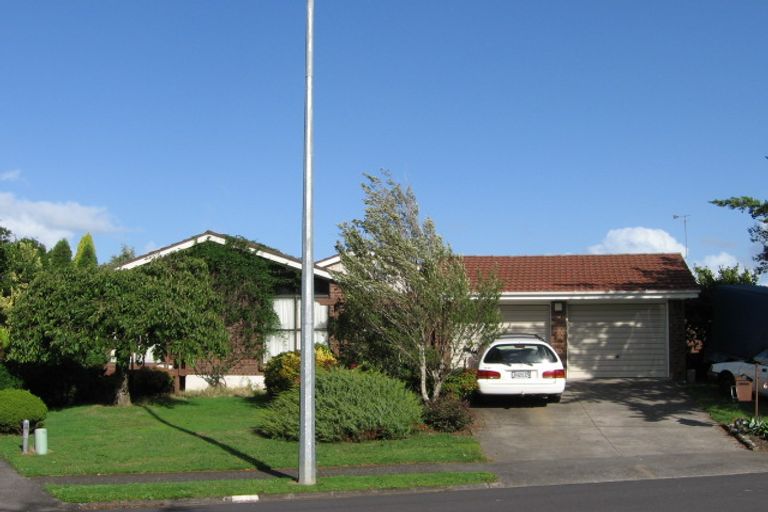 Photo of property in 6 Everingham Place, Sunnyhills, Auckland, 2010