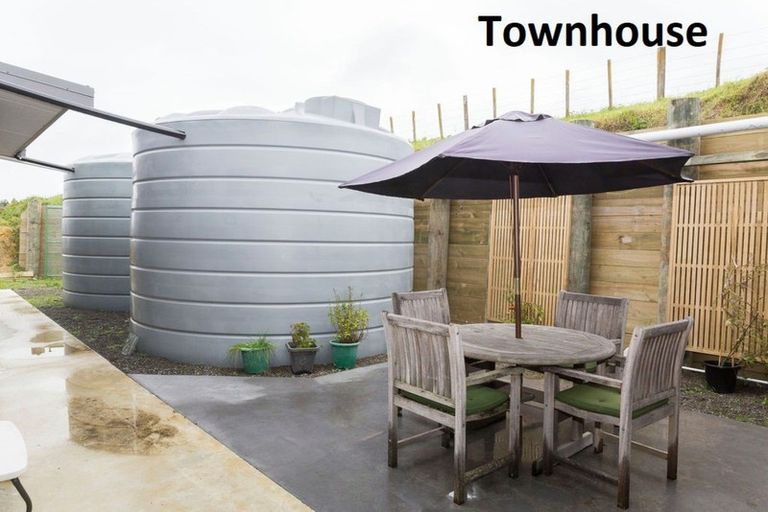 Photo of property in 143e Smith Road, Dannevirke, 4978