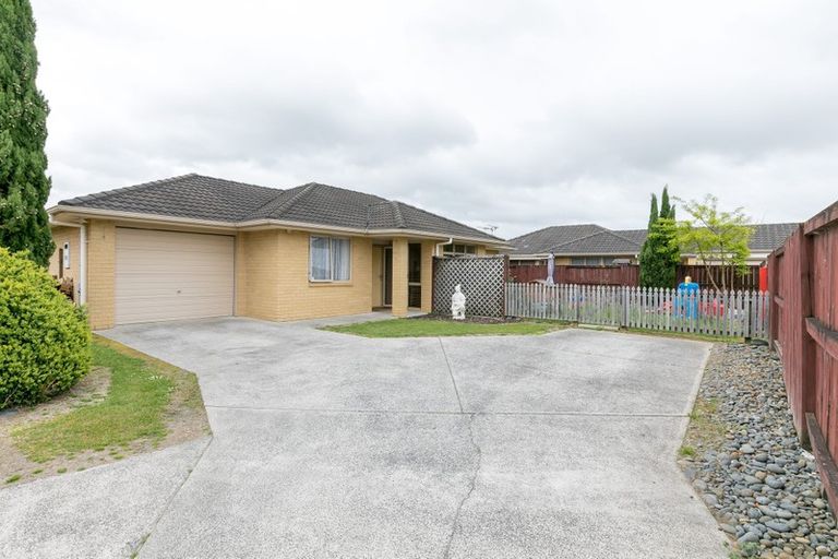 Photo of property in 18 Gardenia Close, Melville, Hamilton, 3206