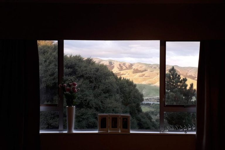 Photo of property in 24a The Track, Plimmerton, Porirua, 5026