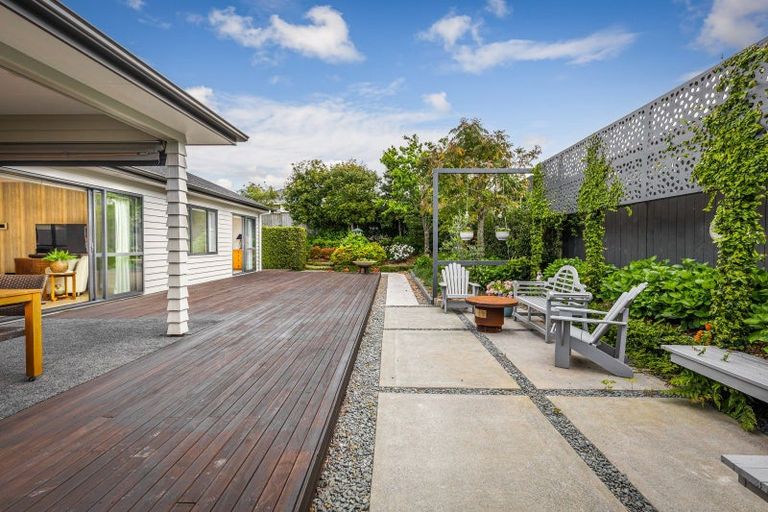 Photo of property in 91 Pohutukawa Parade, Riverhead, 0820