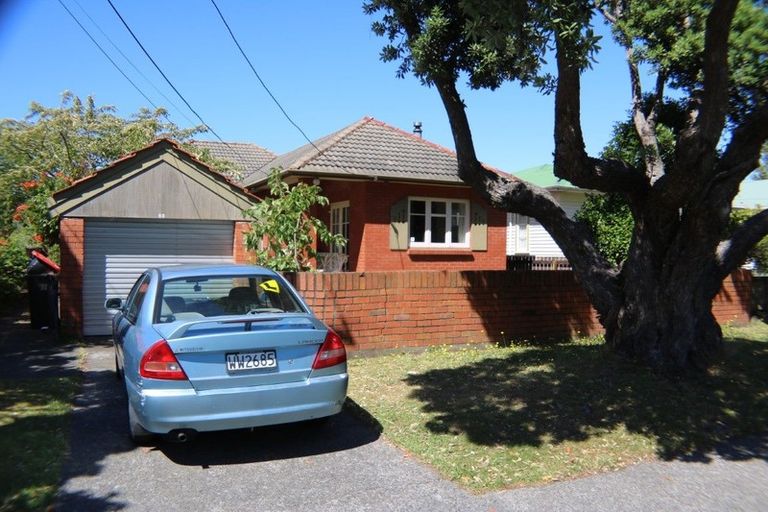 Photo of property in 65 Riverside Drive, Waiwhetu, Lower Hutt, 5010