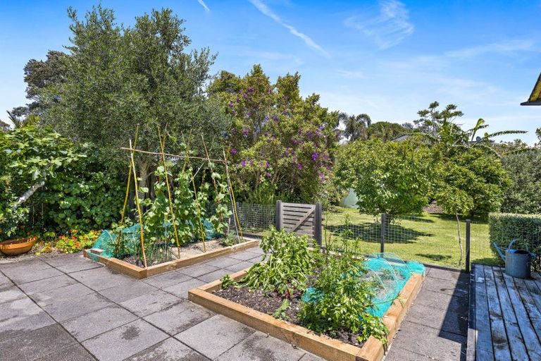 Photo of property in 27 Harbour View Road, Point Wells, Warkworth, 0986