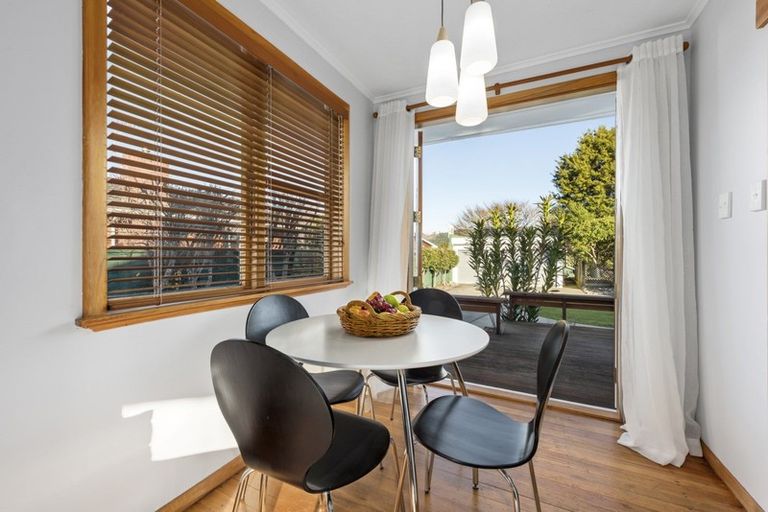 Photo of property in 100 Fraser Crescent, Elderslea, Upper Hutt, 5018