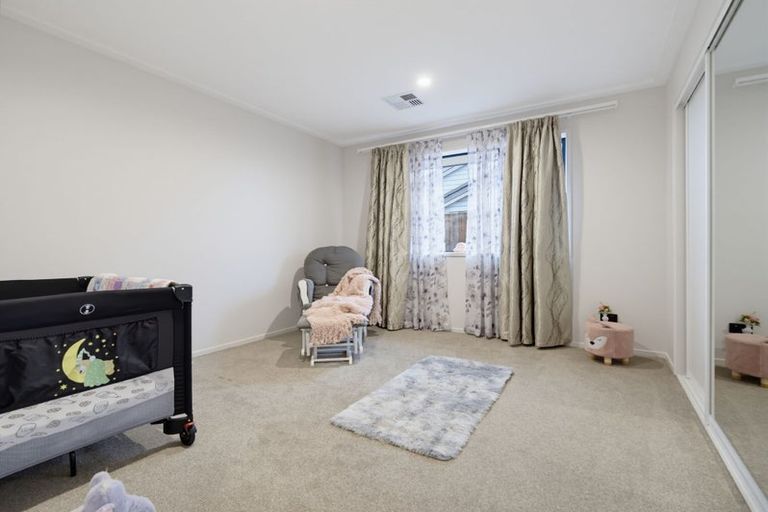 Photo of property in 27 Costello Drive, Ngatea, 3503