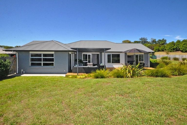 Photo of property in 9 Magnolia Lane, Kaukapakapa, Helensville, 0875