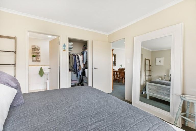 Photo of property in 1 Malta Crescent, Katikati, 3129