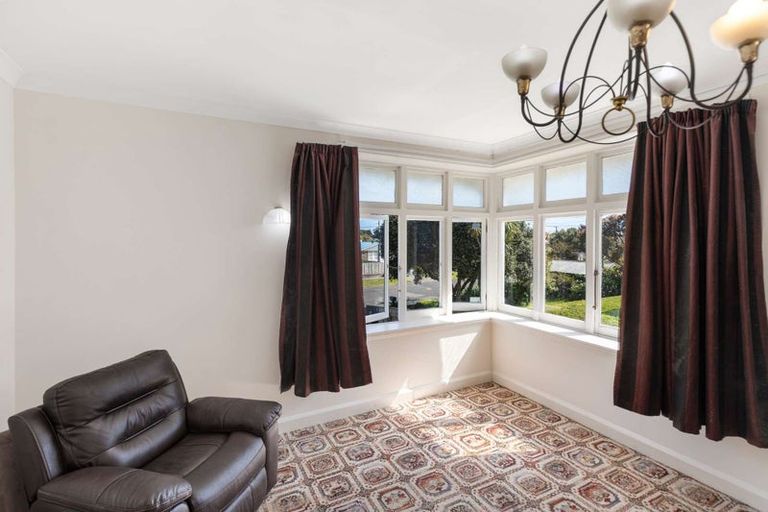 Photo of property in 90 Gonville Avenue, Gonville, Whanganui, 4501