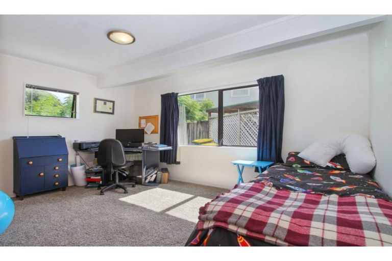 Photo of property in 1/36 James Street, Bayview, Auckland, 0629