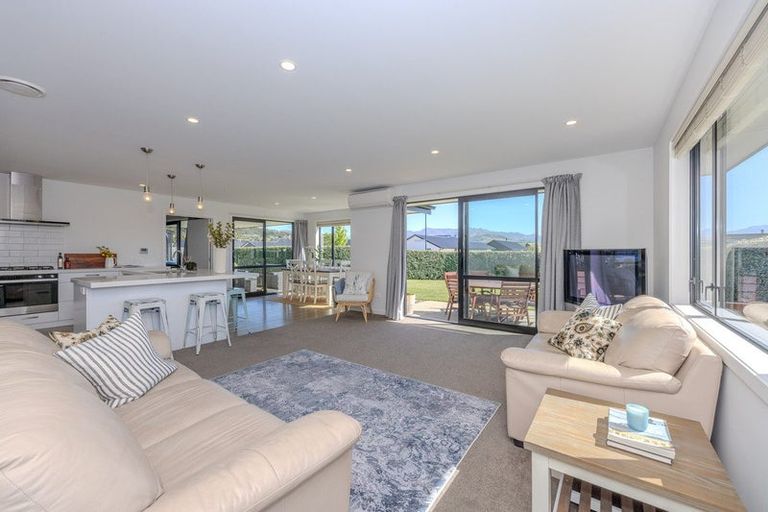 Photo of property in 1 Mallard Street, Albert Town, Wanaka, 9305