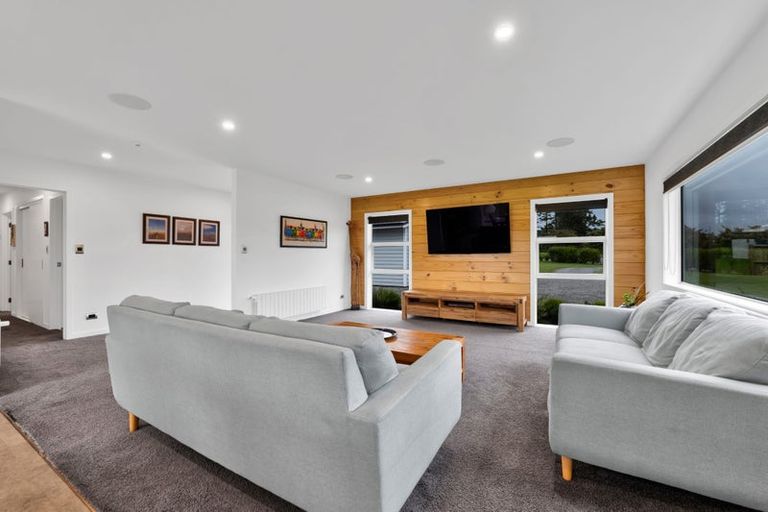 Photo of property in 1253 Upland Road, Egmont Village, Inglewood, 4386