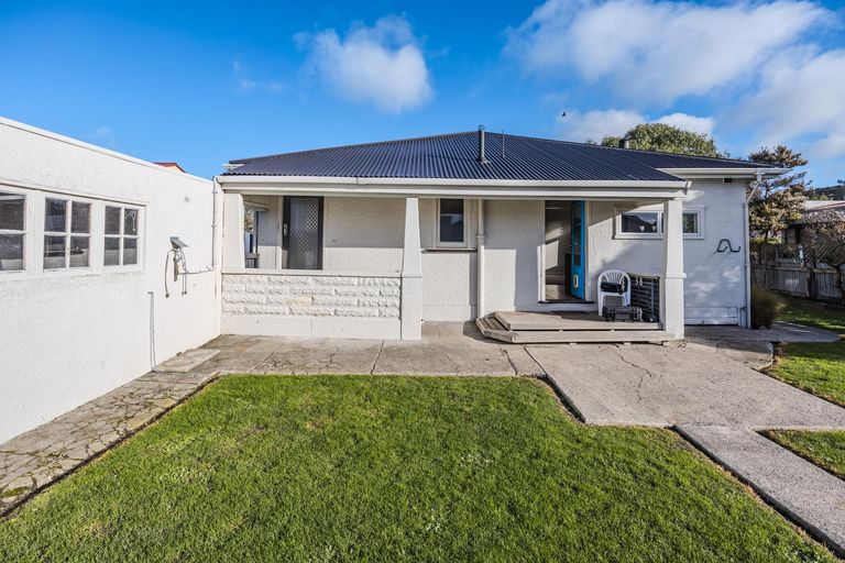 Photo of property in 38 Lynn Street, Oamaru North, Oamaru, 9400