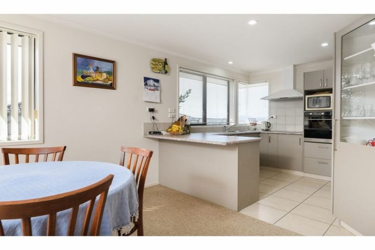 Photo of property in 25 Galloway Crescent, Pyes Pa, Tauranga, 3112