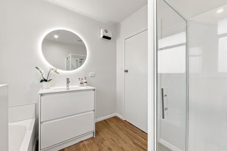 Photo of property in 35 Eureka Street, Aranui, Christchurch, 8061
