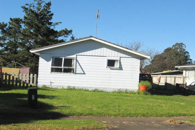 Photo of property in 8 Innismara Avenue, Wattle Downs, Auckland, 2103