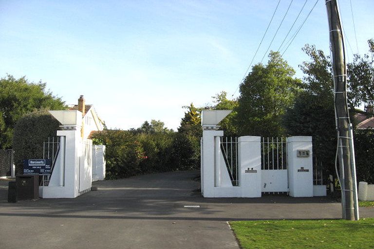 Photo of property in 49 Hamilton Avenue, Ilam, Christchurch, 8041