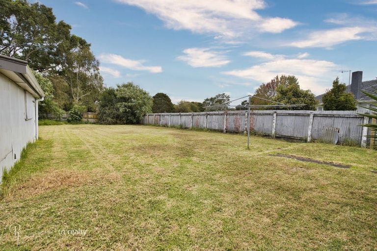 Photo of property in 6 Alamein Place, Pukekohe, 2120