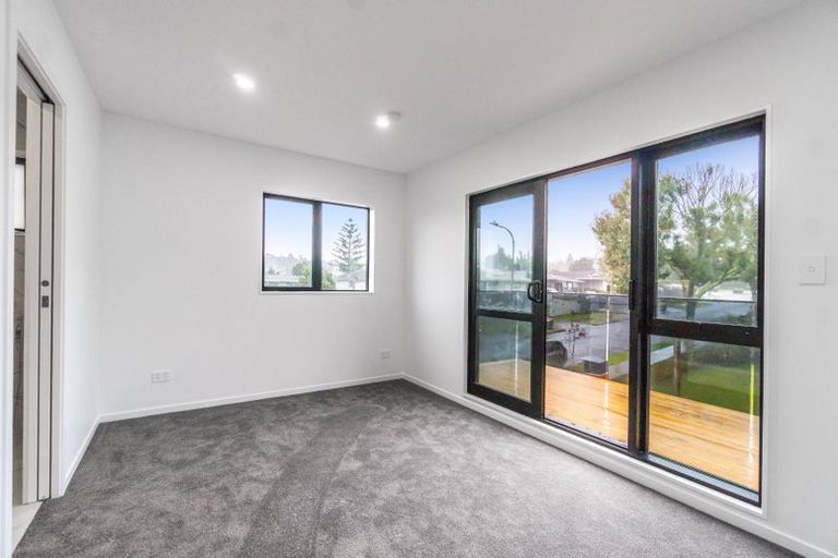 Photo of property in 34b Secretariat Place, Randwick Park, Auckland, 2105