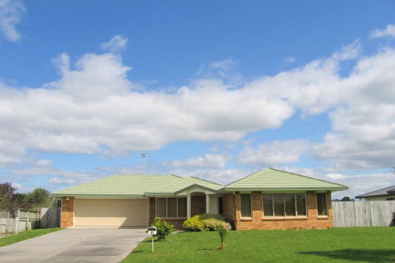 Photo of property in 36 Larisa Grove, Papamoa Beach, Papamoa, 3118