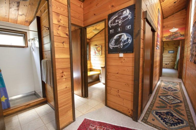 Photo of property in 21 Burns Road, Hospital Hill, Napier, 4110