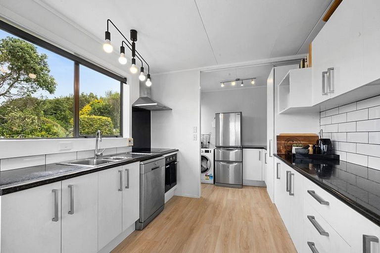 Photo of property in 85 Cumberland Street, Welbourn, New Plymouth, 4312