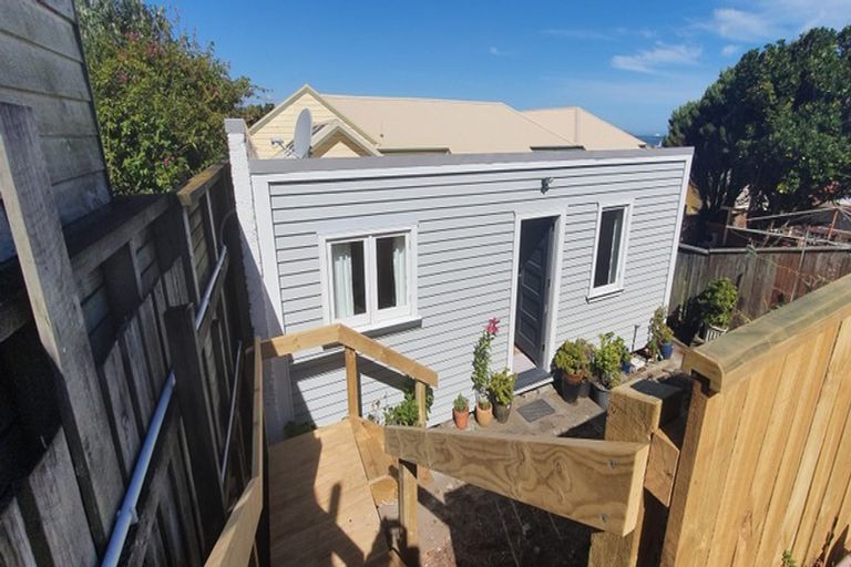 Photo of property in 61 Queens Drive, Lyall Bay, Wellington, 6022