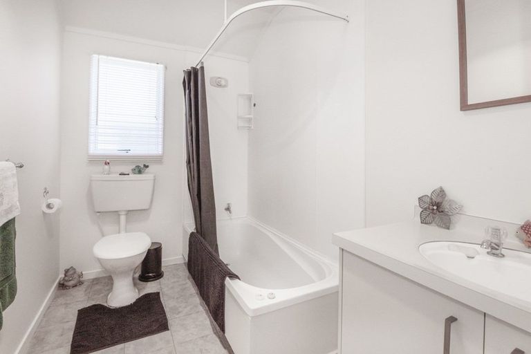 Photo of property in 910b Willowpark Road North, Mayfair, Hastings, 4122