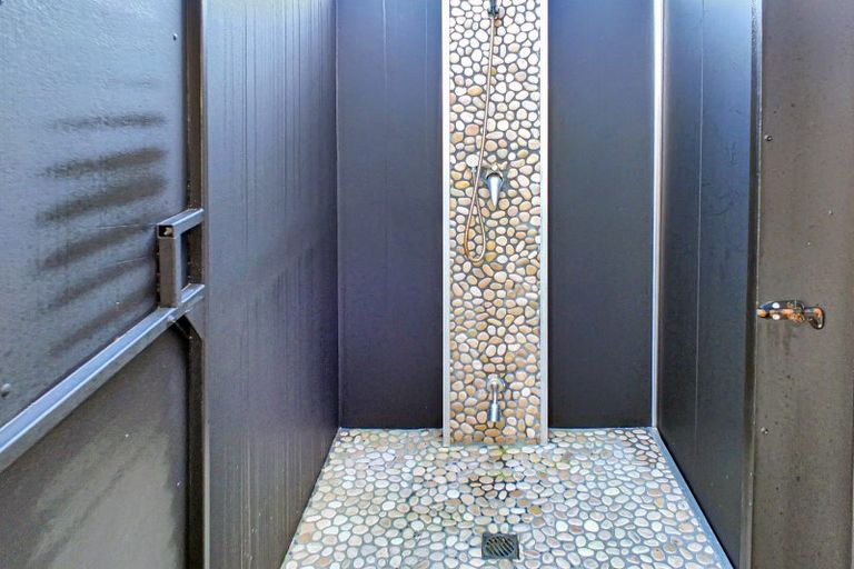 Photo of property in 8a Te Awa Street, Foxton Beach, Foxton, 4815