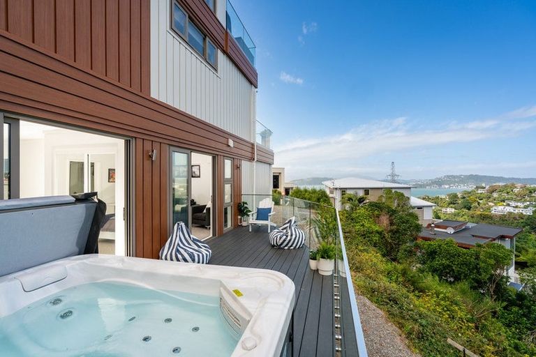 Photo of property in 19n Kabul Street, Khandallah, Wellington, 6035